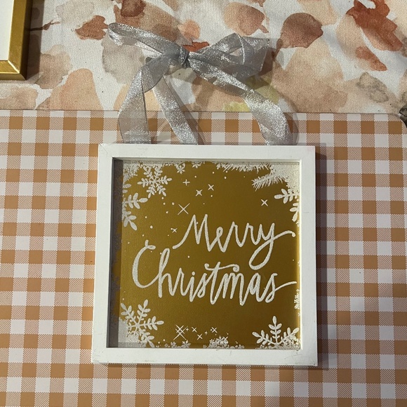 Merry Christmas Sparkle Wall Hanging Gold Face White Frame w/Silver Ribbon NWT - Picture 2 of 4